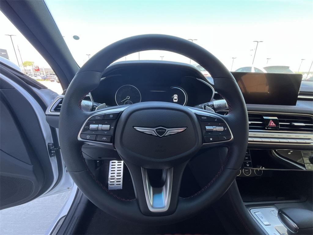 new 2025 Genesis G70 car, priced at $48,725