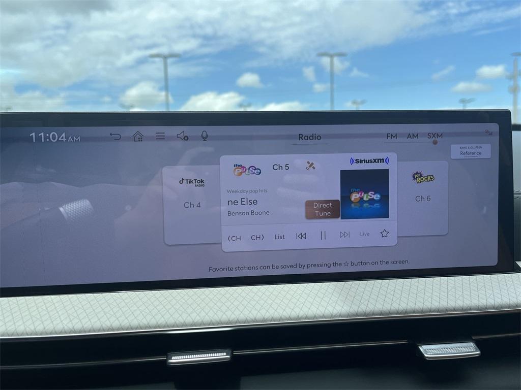 new 2025 Genesis GV80 car, priced at $80,262