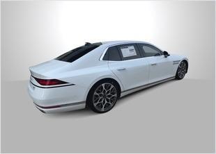 new 2025 Genesis G90 car, priced at $93,102