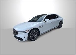 new 2025 Genesis G90 car, priced at $93,102
