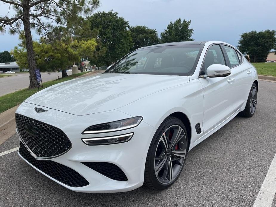 new 2025 Genesis G70 car, priced at $50,899