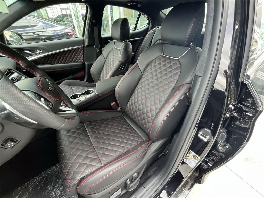 new 2025 Genesis G70 car, priced at $54,537