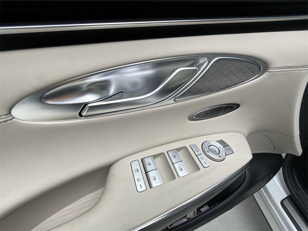 new 2025 Genesis GV70 car, priced at $61,710