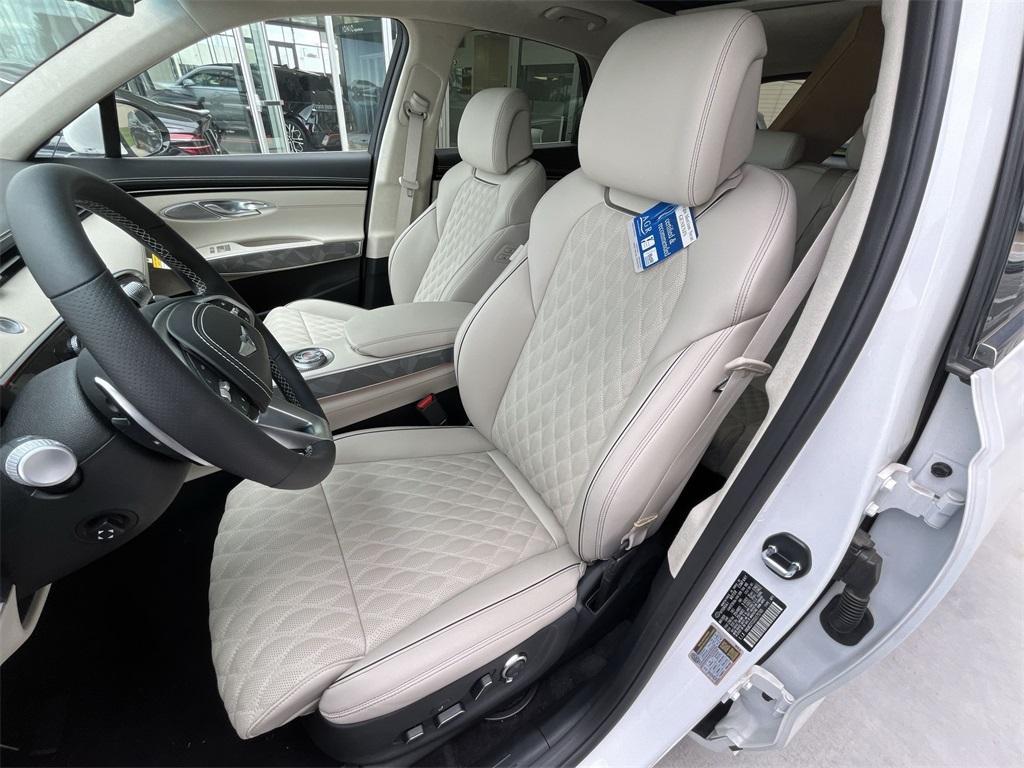 new 2025 Genesis GV70 car, priced at $61,710