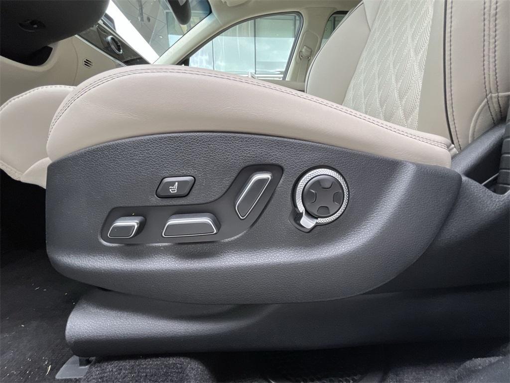 new 2025 Genesis GV70 car, priced at $61,710