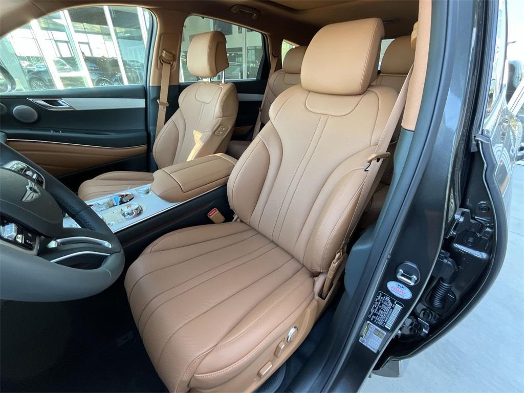 new 2025 Genesis GV80 car, priced at $68,132
