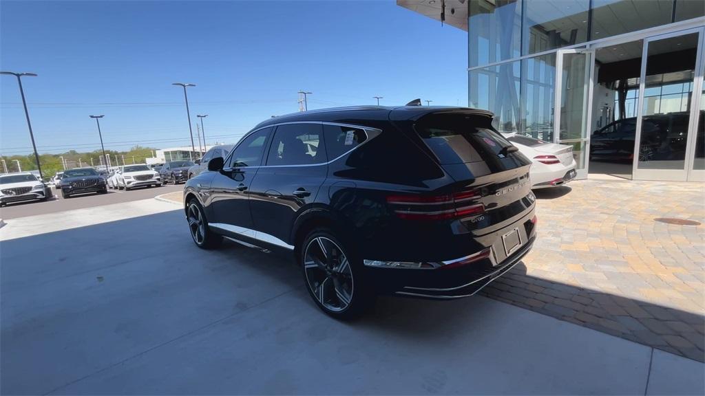 new 2025 Genesis GV80 car, priced at $81,089