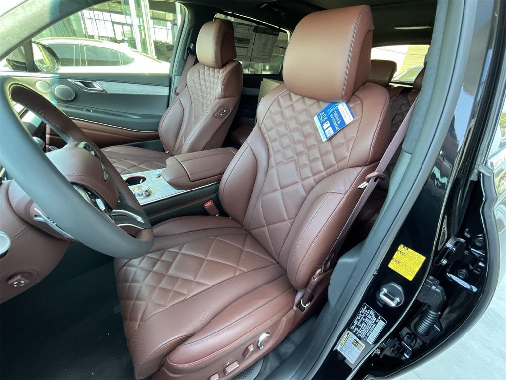 new 2025 Genesis GV80 car, priced at $81,917