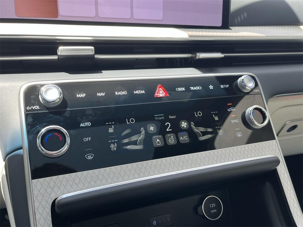 new 2025 Genesis GV80 car, priced at $81,051