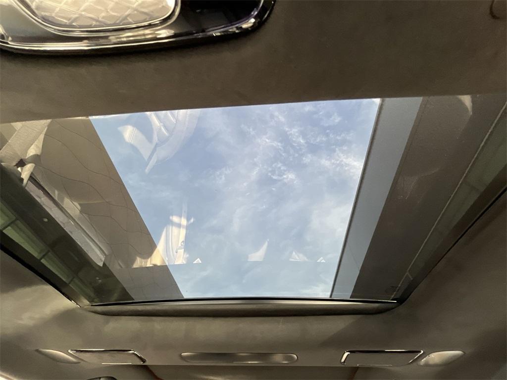 new 2026 Genesis G90 car, priced at $108,200