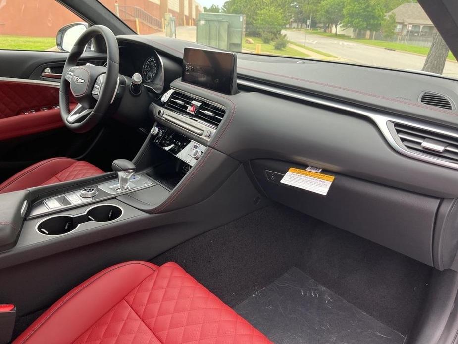 new 2025 Genesis G70 car, priced at $53,773