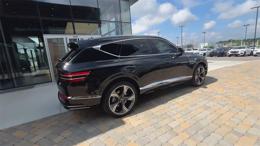 new 2025 Genesis GV80 car, priced at $72,318