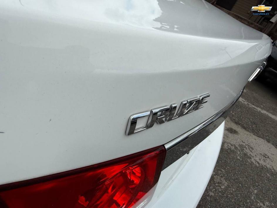used 2016 Chevrolet Cruze Limited car, priced at $6,999