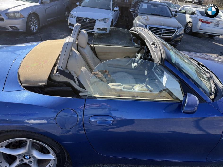 used 2007 BMW Z4 car, priced at $9,999