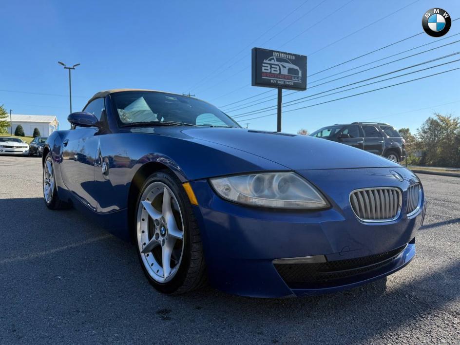 used 2007 BMW Z4 car, priced at $9,999