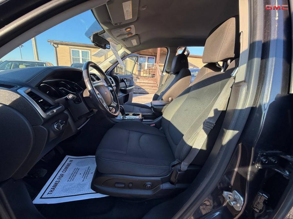used 2015 GMC Acadia car, priced at $6,999