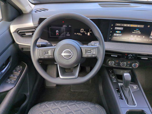 new 2025 Nissan Kicks car, priced at $25,525
