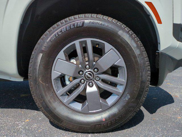 new 2025 Nissan Frontier car, priced at $30,307
