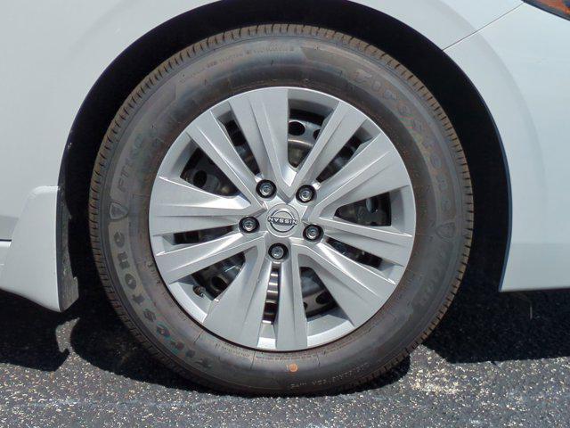 new 2025 Nissan Sentra car, priced at $22,221