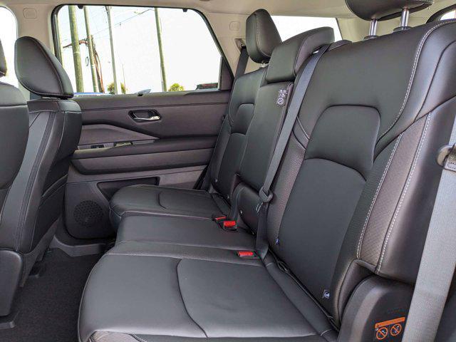 new 2025 Nissan Pathfinder car, priced at $41,520