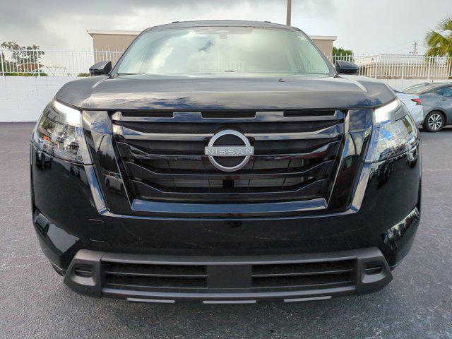 new 2025 Nissan Pathfinder car, priced at $39,427