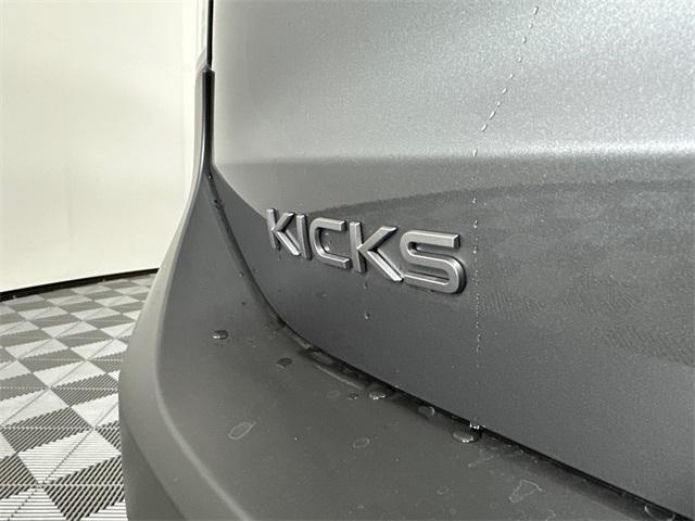 new 2025 Nissan Kicks car, priced at $27,401