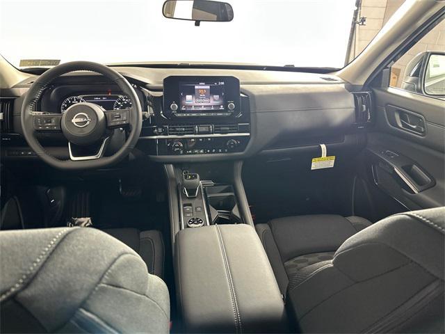 new 2025 Nissan Pathfinder car, priced at $38,776