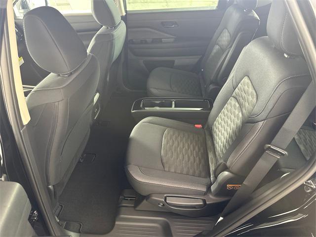 new 2025 Nissan Pathfinder car, priced at $38,776