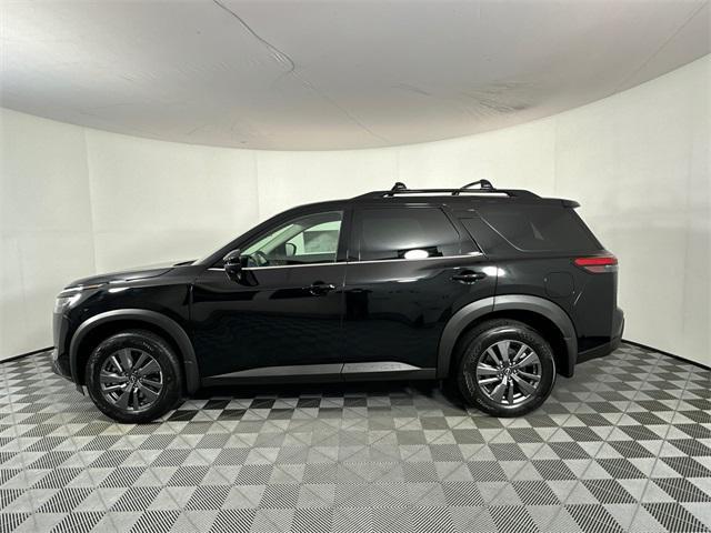 new 2025 Nissan Pathfinder car, priced at $38,776
