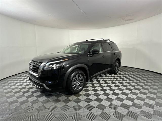 new 2025 Nissan Pathfinder car, priced at $38,776
