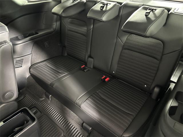 new 2025 Nissan Pathfinder car, priced at $43,595