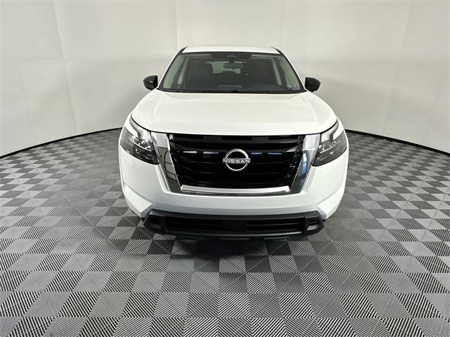 new 2024 Nissan Pathfinder car, priced at $37,128