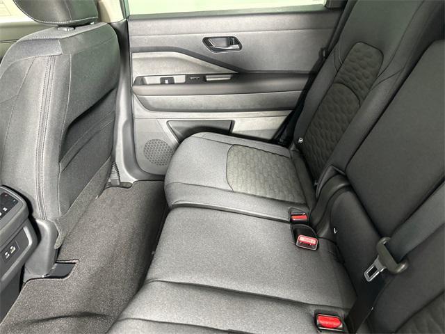 new 2025 Nissan Pathfinder car, priced at $38,770