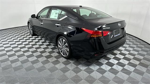 new 2024 Nissan Altima car, priced at $31,825
