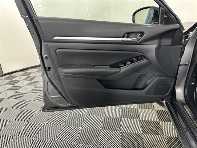 new 2025 Nissan Altima car, priced at $29,669
