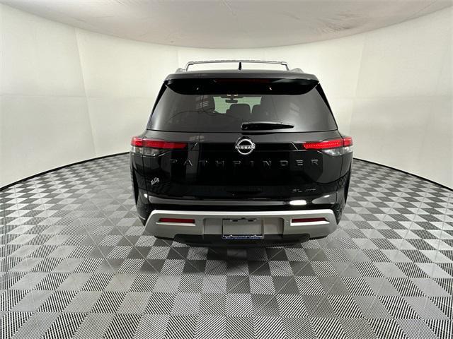 new 2025 Nissan Pathfinder car, priced at $46,593