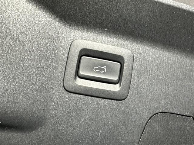 used 2023 Mazda CX-9 car, priced at $24,998