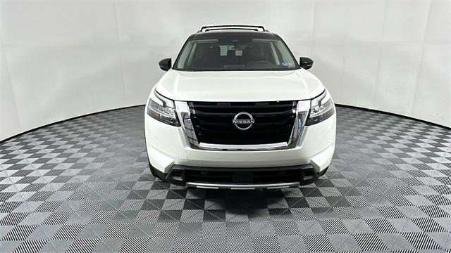 new 2024 Nissan Pathfinder car, priced at $44,382