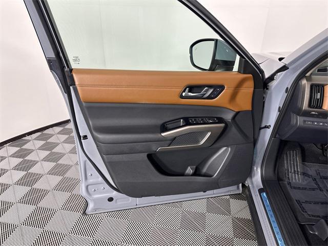 used 2023 Nissan Pathfinder car