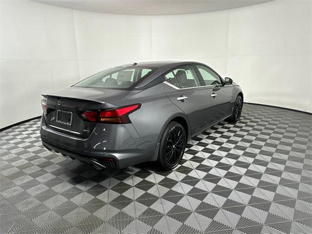 new 2025 Nissan Altima car, priced at $30,501