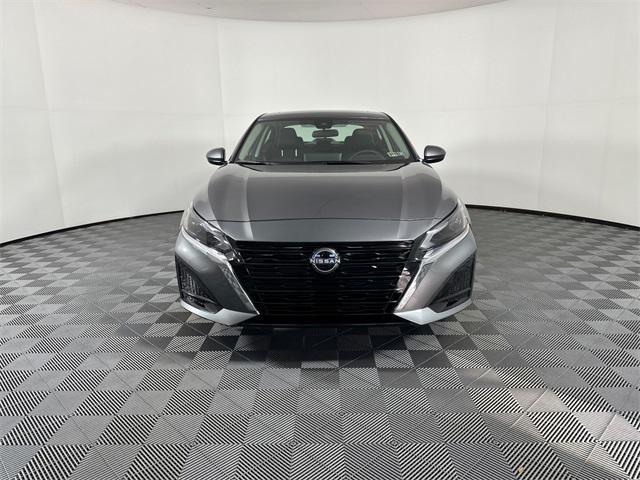 new 2025 Nissan Altima car, priced at $30,501