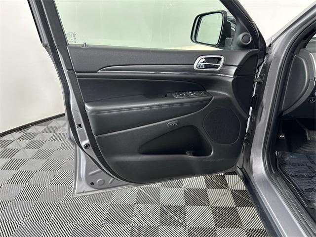 used 2021 Jeep Grand Cherokee car, priced at $22,498
