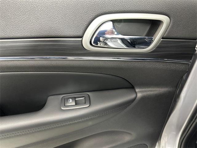 used 2021 Jeep Grand Cherokee car, priced at $22,498