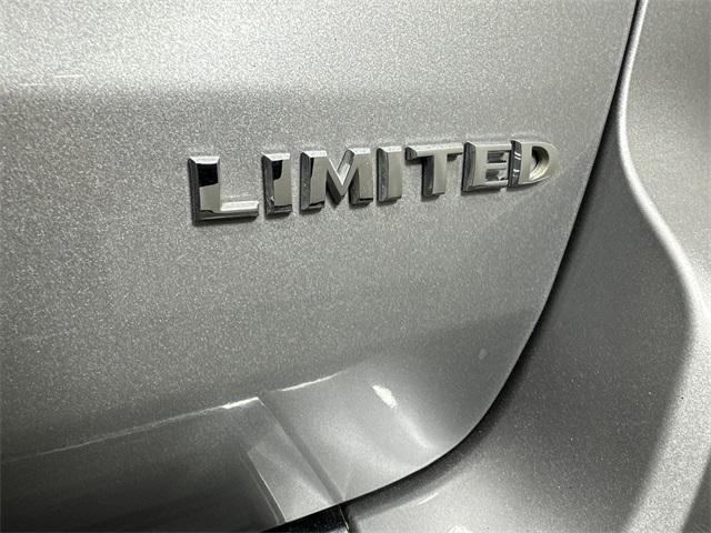 used 2021 Jeep Grand Cherokee car, priced at $22,498