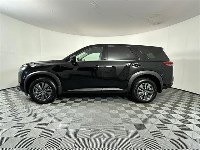 new 2025 Nissan Pathfinder car, priced at $35,667