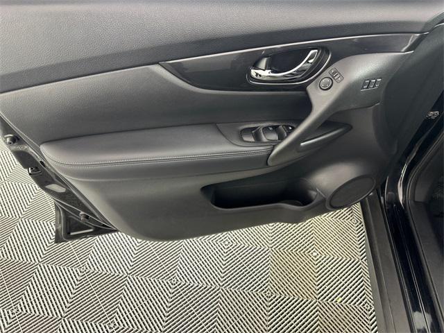 used 2018 Nissan Rogue car, priced at $10,498