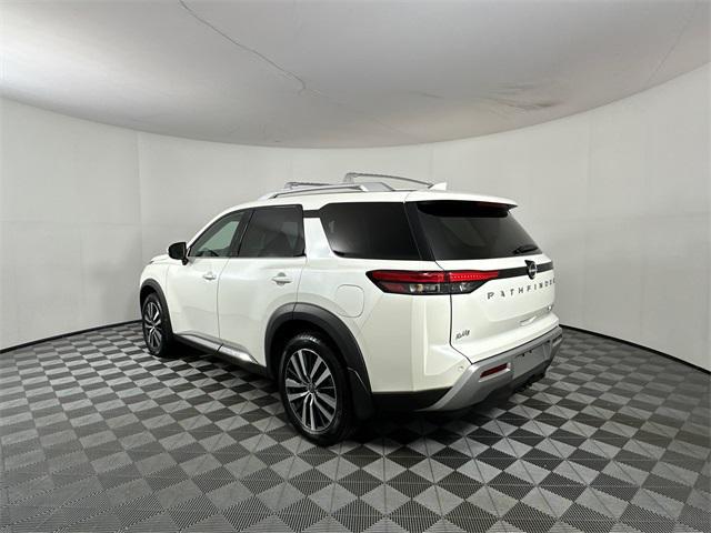 used 2022 Nissan Pathfinder car, priced at $32,998