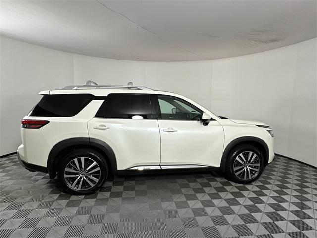 used 2022 Nissan Pathfinder car, priced at $32,998