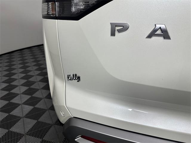 used 2022 Nissan Pathfinder car, priced at $32,998