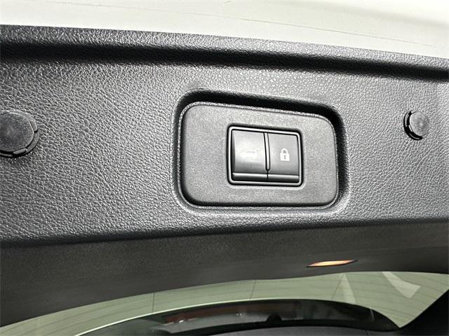 used 2022 Nissan Pathfinder car, priced at $32,998